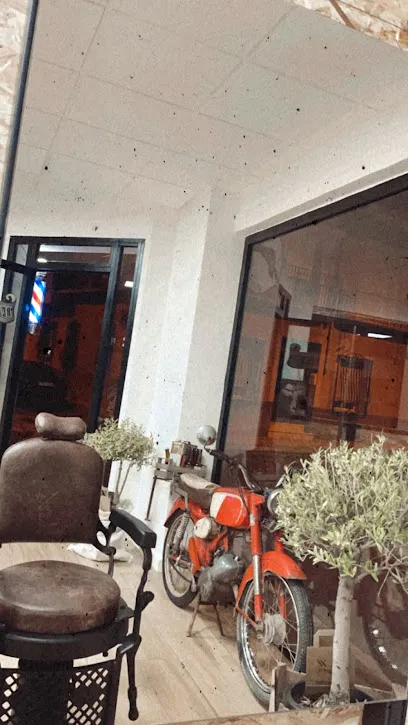 28 Barber Shop