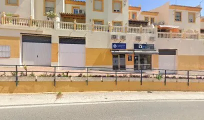 Al uno Peluquería