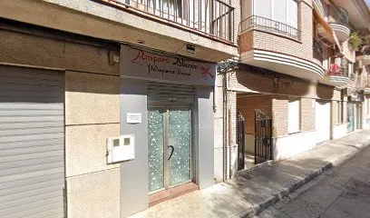 Amparo Blanco Peluquería Unisex
