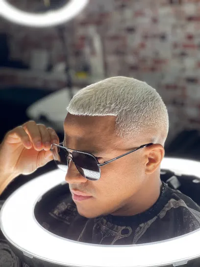 Annierhp Barber Shop